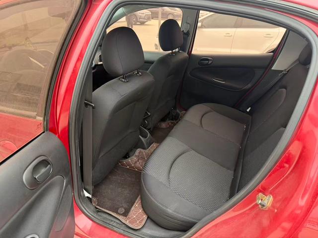 PEUGEOT 207 2011 модификация лян кузов 1.4L Manual JMC Le Edition – фото 9