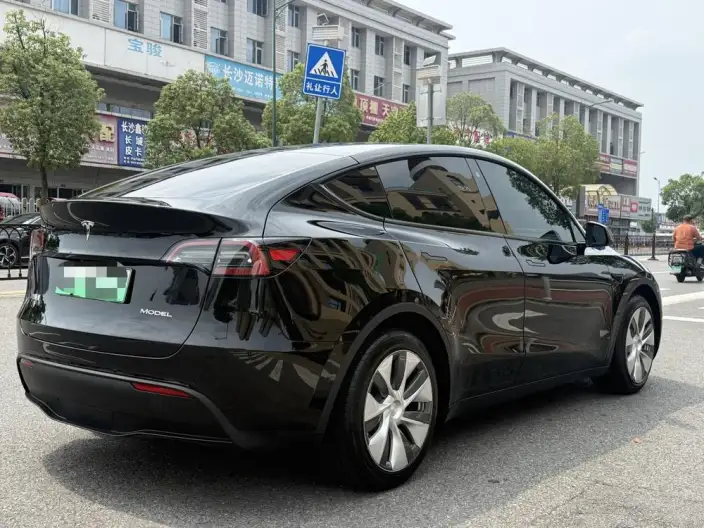 Model Y 2022 Model Facelift Rear-wheel drive version – фото 5