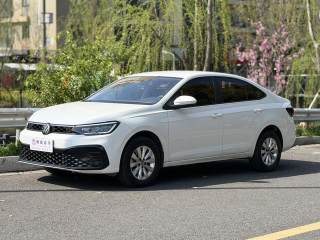 Volkswagen Lavida 2023 Avant-garde 1.5L Automatic Distinguished New Wing Edition – фото 1