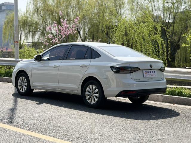 Volkswagen Lavida 2023 Avant-garde 1.5L Automatic Distinguished New Wing Edition – фото 3