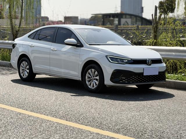 Volkswagen Lavida 2023 Avant-garde 1.5L Automatic Distinguished New Wing Edition – фото 10