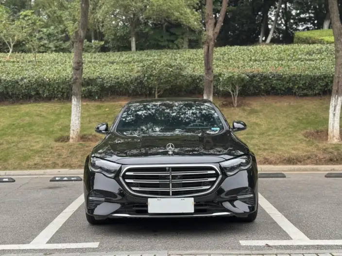 Mercedes-Benz E-Class 2026 Model E 300 L Luxury Model sedan – фото 2