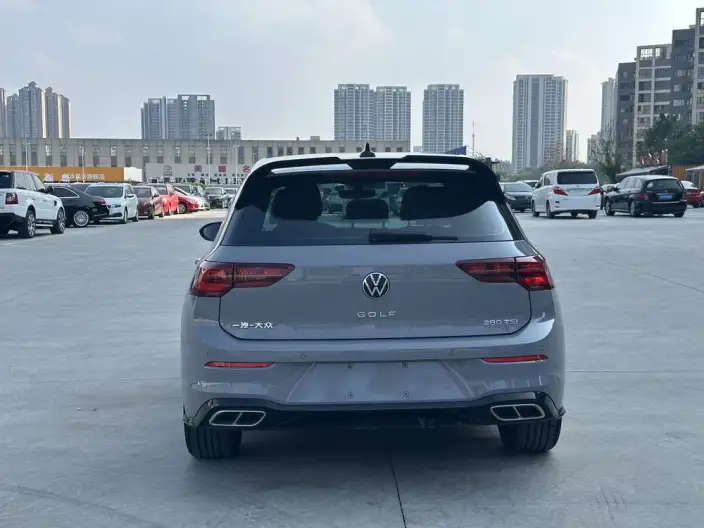 Volkswagen Golf 2023 Model Facelift 280TSI DSG R-Line Lite – фото 6