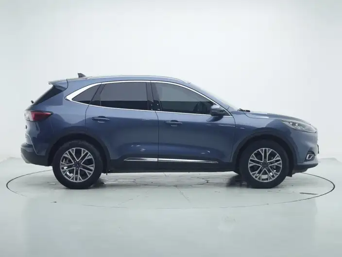 Ford Escape 2020 Model EcoBoost 245 2WD Shine Xiang Model – фото 8