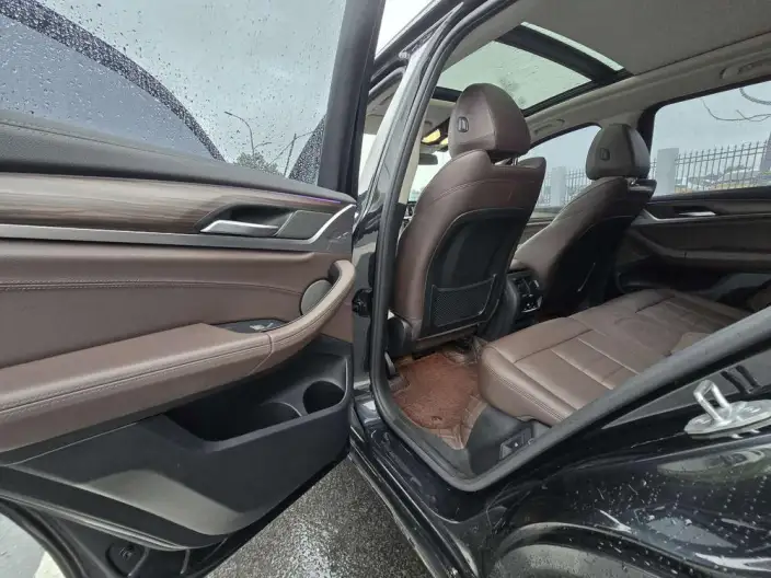 BMW X3 2020 Model xDrive28i M Sports Set – фото 9