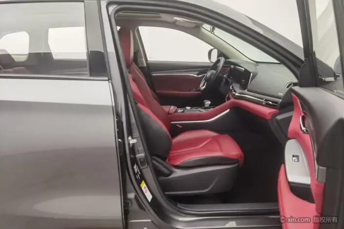 Changan CS75 PLUS 2022 Model 2.0T Automatic Pilot Model – фото 9