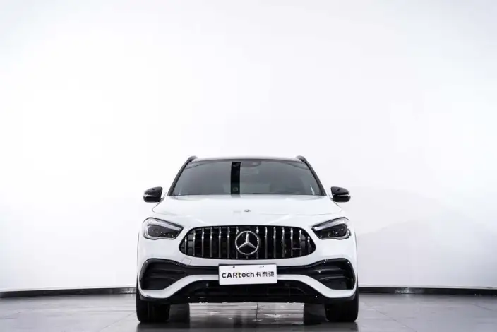 Mercedes-Benz GLA AMG 2021 Model AMG GLA 35 4MATIC – фото 2