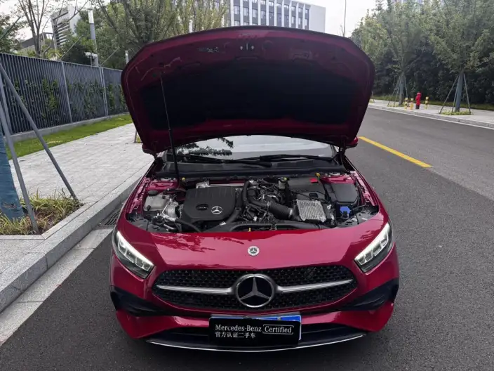Mercedes-Benz A-class 2023 Model A 200 L Sports sedan Fashion Edition – фото 6