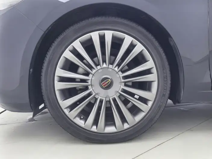 Hongqi H5 Classic 2020 Model 1.8T Automatic Flag Rhythm Edition – фото 9