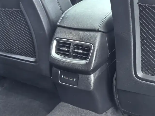 Hongqi H5 Classic 2020 Model 1.8T Automatic Flag Rhythm Edition – фото 10