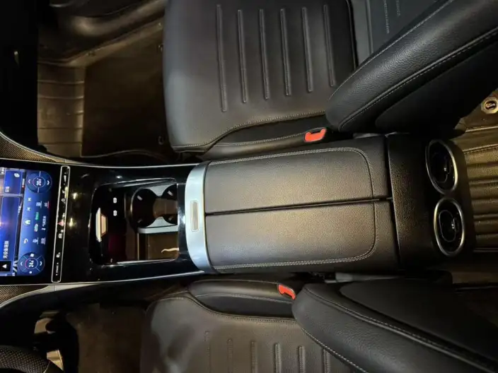 Mercedes-Benz C-Class 2023 Model C 200 L Sports Edition – фото 10