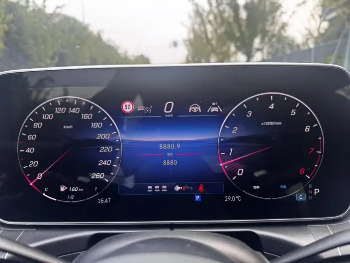Mercedes-Benz C-Class 2026 Model C 260 L Sports sedan – фото 9