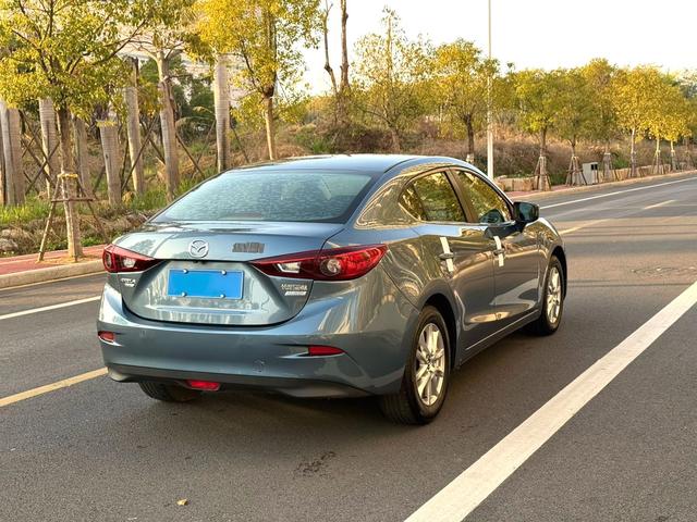 Mazda3 Axela 2014 Sedan 1.5L Automatic Luxury – фото 9