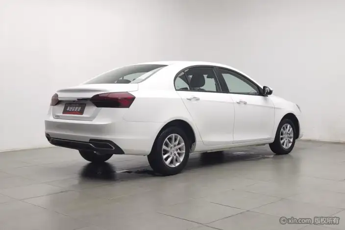 Geely Emgrand 2020 Model 1.5L CVT Luxury Model – фото 3