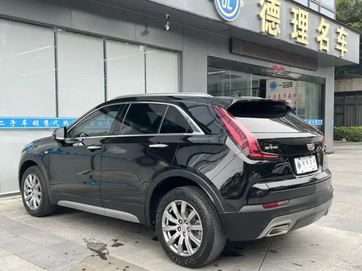 Cadillac XT4 2021 Model 28T 2WD Leading Model – фото 4