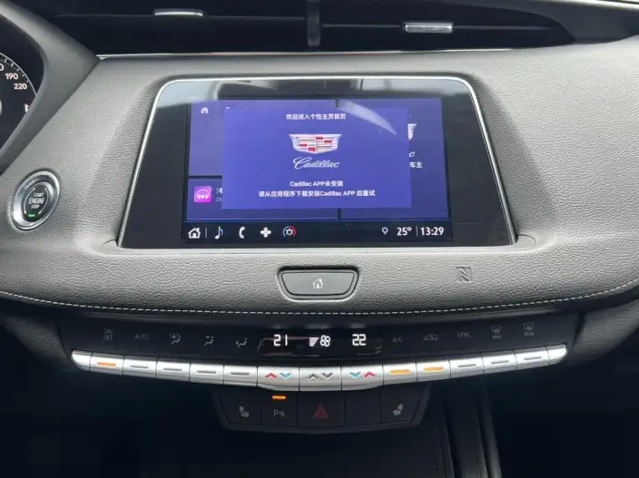 Cadillac XT4 2021 Model 28T 2WD Leading Model – фото 10