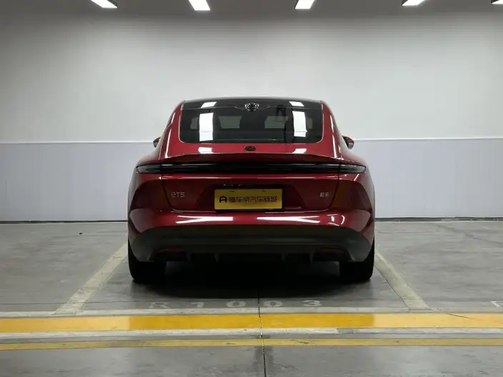 NIO ET5 2024 Model 75kWh – фото 6