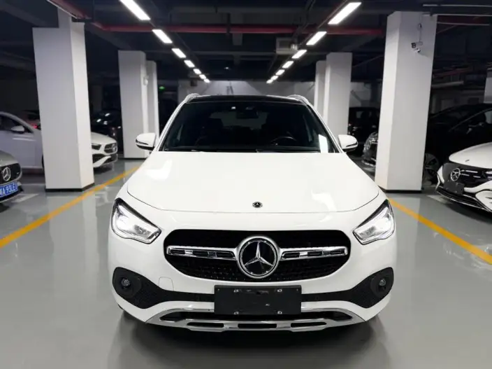 Mercedes-Benz GLA 2022 Model GLA 200 – фото 2