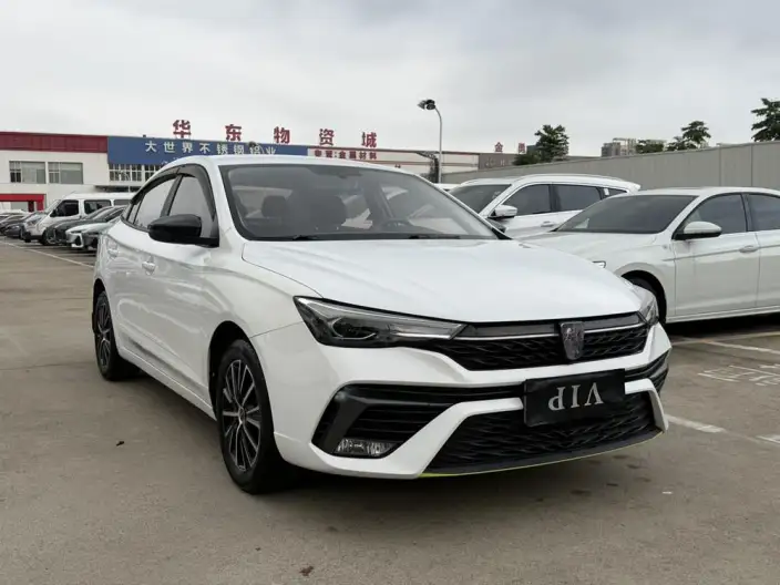Roewe i5 2021 Model 1.5L CVT Diamond Edition – фото 3