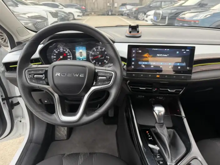 Roewe i5 2021 Model 1.5L CVT Diamond Edition – фото 10