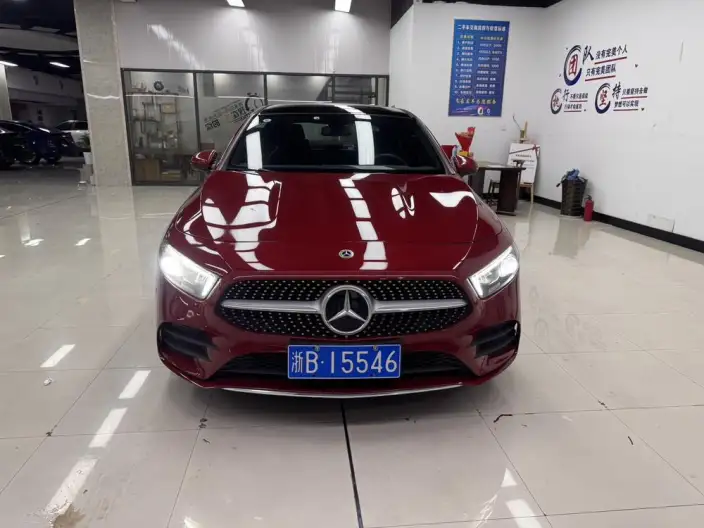 Mercedes-Benz A-class 2022 Model Facelift A 200 L Sports sedan Dynamic Edition – фото 2