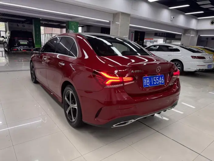 Mercedes-Benz A-class 2022 Model Facelift A 200 L Sports sedan Dynamic Edition – фото 4