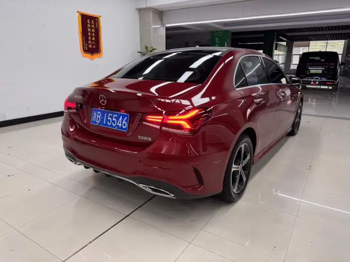 Mercedes-Benz A-class 2022 Model Facelift A 200 L Sports sedan Dynamic Edition – фото 6