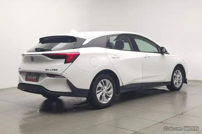 Buick Velite 6 PHEV 2022 Model Connected Fashion Model – фото 3