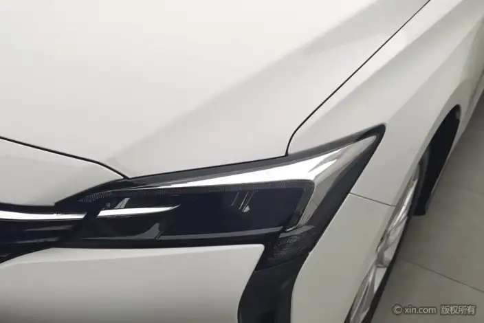Buick Velite 6 PHEV 2022 Model Connected Fashion Model – фото 6