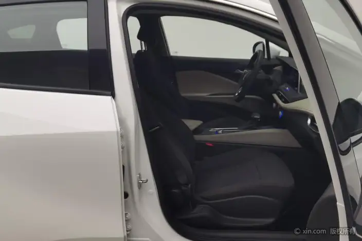 Buick Velite 6 PHEV 2022 Model Connected Fashion Model – фото 9