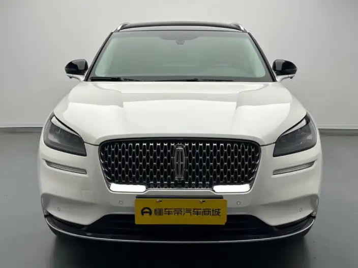 Lincoln Corsair 2022 Model Facelift 2.0T 2WD Exclusive Edition – фото 2