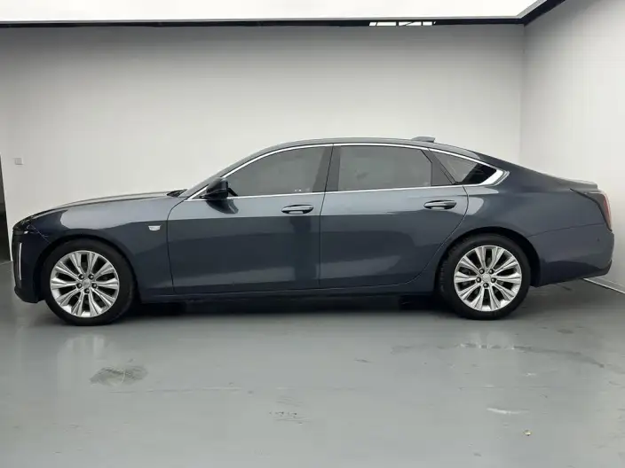 Cadillac CT6 2023 Model 28T Platinum edition – фото 4