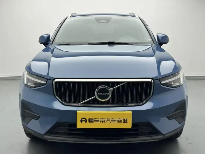 Volvo XC40 2024 Model B3 Smart Range Deluxe Edition – фото 2