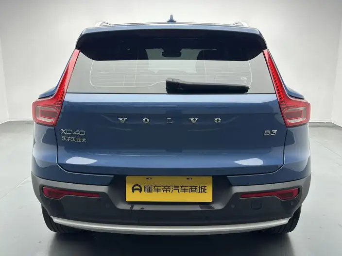 Volvo XC40 2024 Model B3 Smart Range Deluxe Edition – фото 6