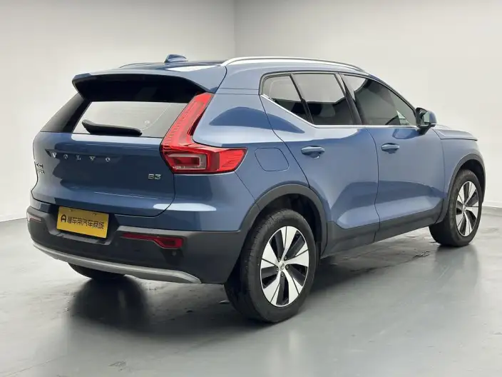 Volvo XC40 2024 Model B3 Smart Range Deluxe Edition – фото 7