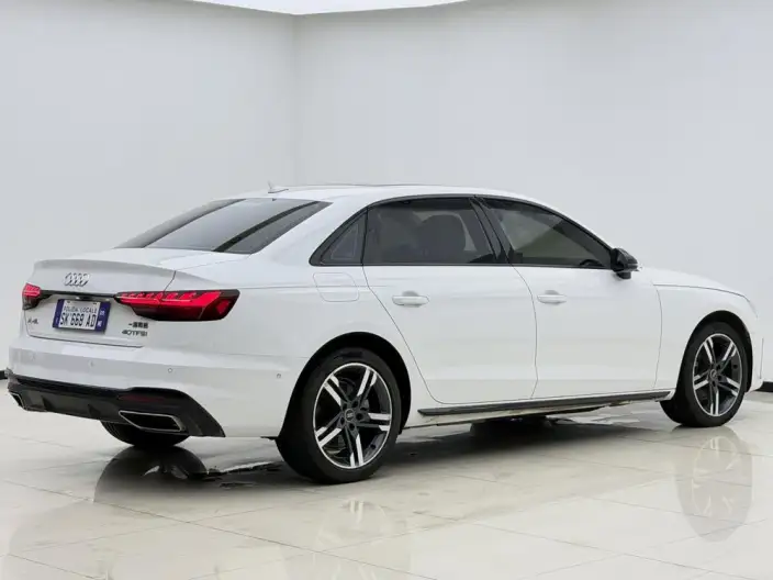 Audi A4 L 2022 Model 40 TFSI Luxury Dynamic Model – фото 6