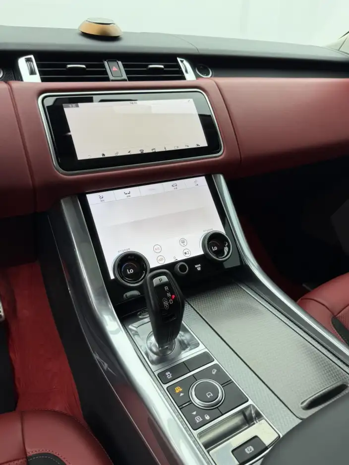 Range Rover Sport 2020 Model 3.0 L6 HSE DYNAMIC – фото 10