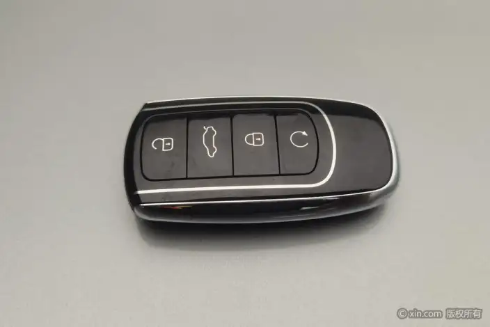 Chery Tiggo 9 2023 Model 2.0T DCT 2WD Deluxe Edition 5 seat – фото 5
