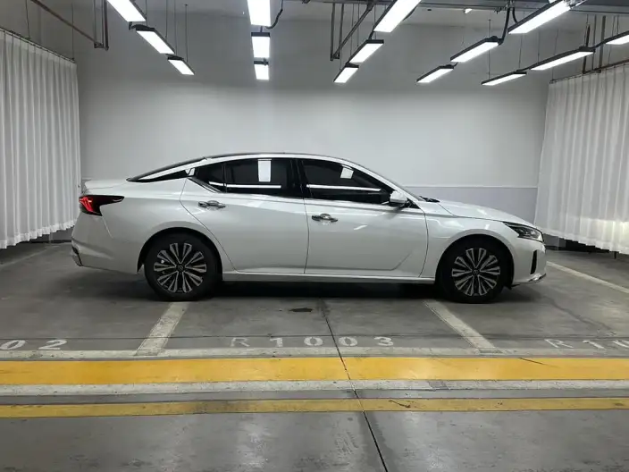 Nissan Teana 2022 Model 2.0L XL-TLS Yuexiang Edition – фото 8