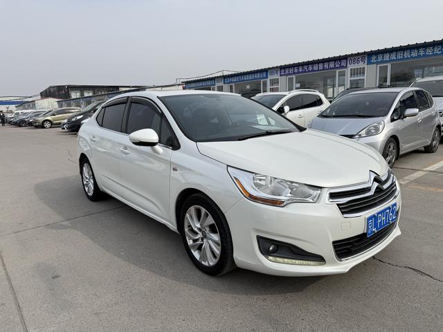 Citroën C4L 2015 модификация 1.6T автоматическое Premium Edition – фото 3