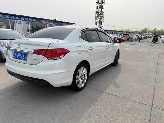 Citroën C4L 2015 модификация 1.6T автоматическое Premium Edition – фото 6