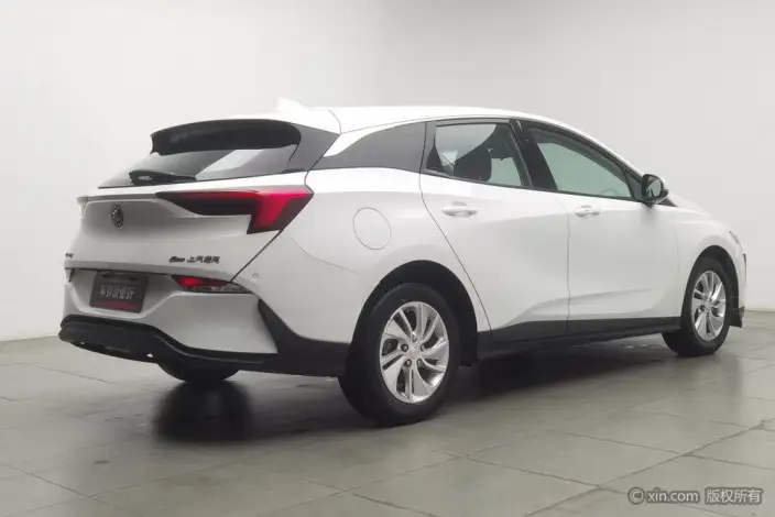 Buick Velite 6 PHEV 2022 Model Connected Fashion Model – фото 3