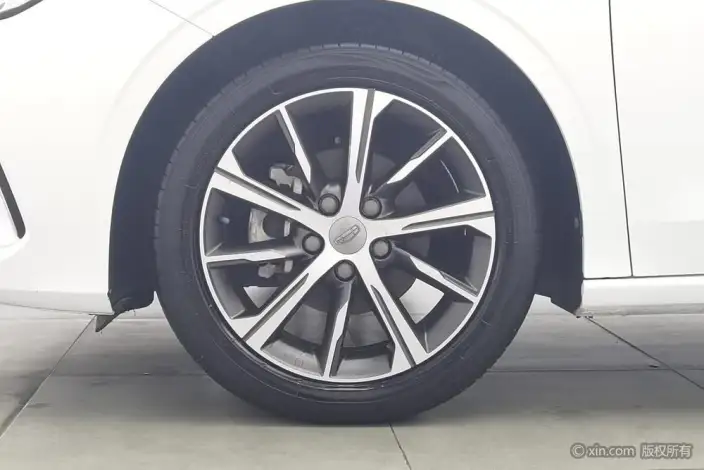 Geely Emgrand 2022 Model No. 4 Gen 1.5L CVT Noble Model – фото 7