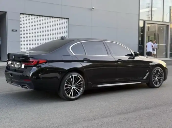 BMW 5 Series 2023 Model Facelift 530Li Leading Model M Sports Set – фото 7