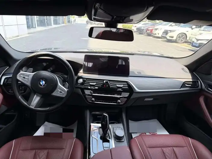 BMW 5 Series 2023 Model Facelift 530Li Leading Model M Sports Set – фото 8