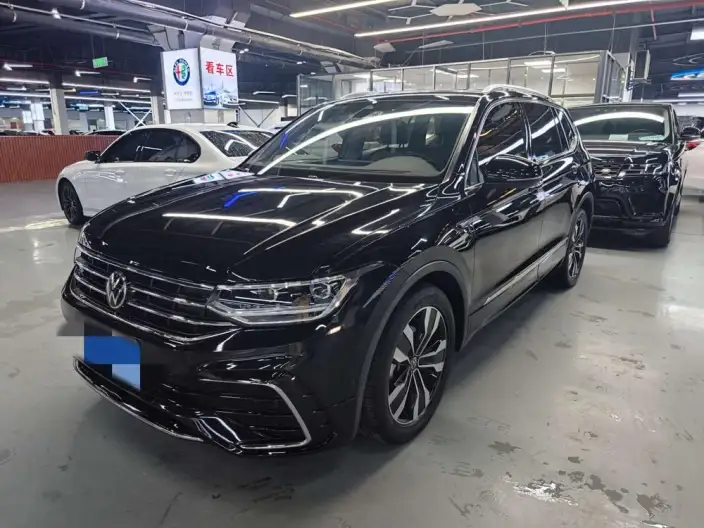 Volkswagen Tiguan L 2023 Model 330TSI 2WD R-Line Enjoy the version more – фото 1