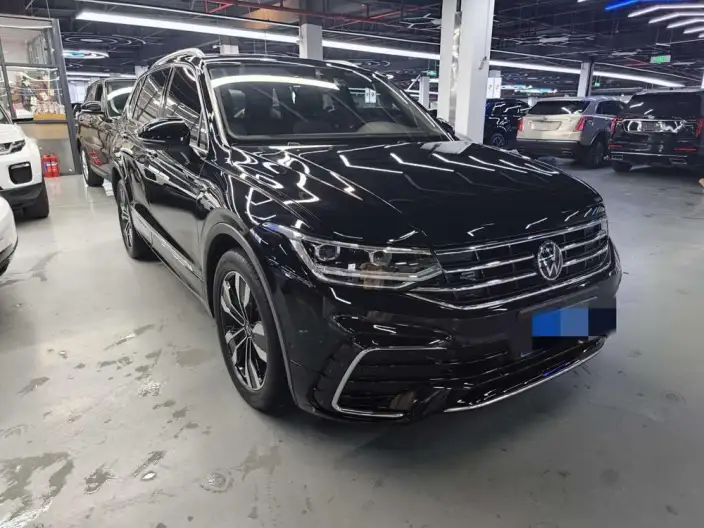Volkswagen Tiguan L 2023 Model 330TSI 2WD R-Line Enjoy the version more – фото 3