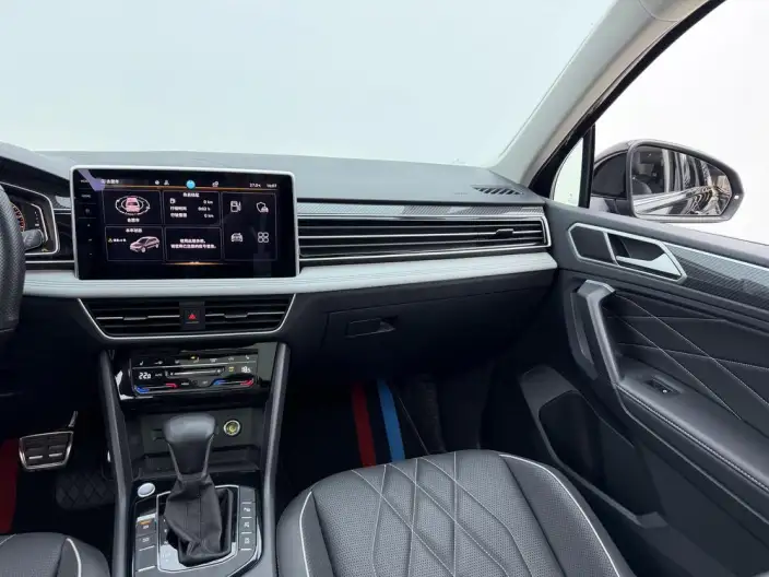 Volkswagen Tiguan L 2023 Model 330TSI 2WD R-Line Enjoy the version more – фото 8
