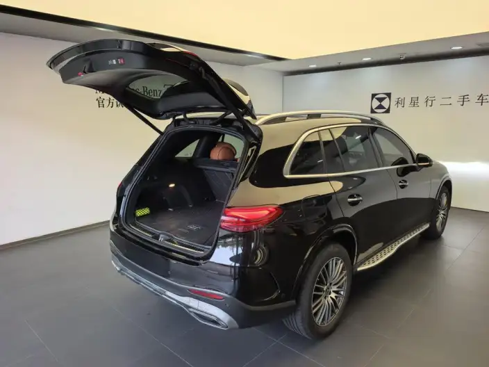 Mercedes-Benz GLC 2024 Model Facelift GLC 300 L 4MATIC Dynamic Model 5 seat – фото 8
