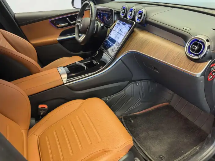 Mercedes-Benz GLC 2024 Model Facelift GLC 300 L 4MATIC Dynamic Model 5 seat – фото 9